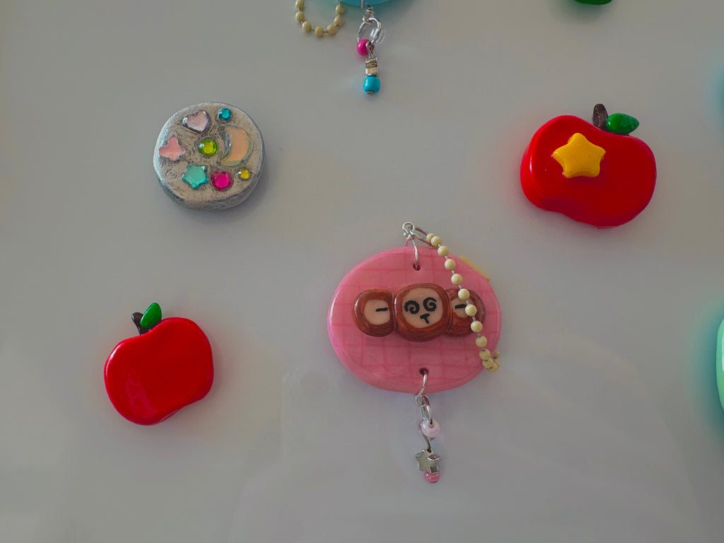 magnets / magnet keychains ⊹₊⟡⋆